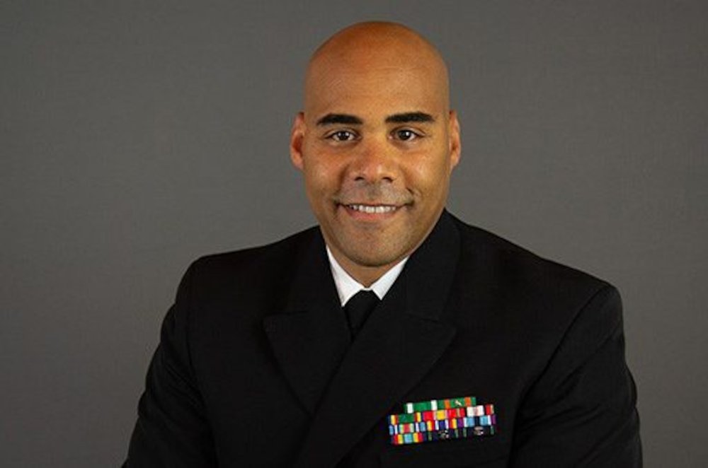 Reservist Re-affiliates with Navy Reserve Law Program